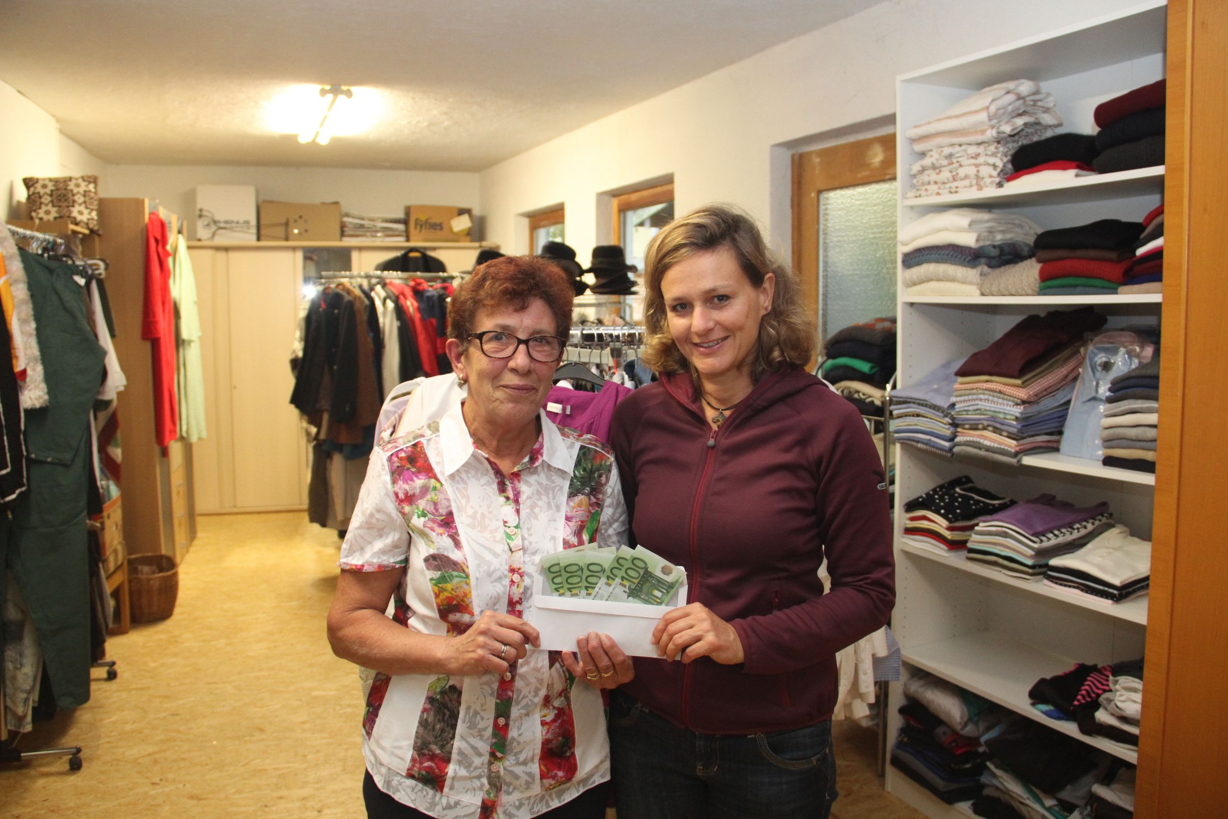 kleidermarkt-rosi-brenninger_5_2