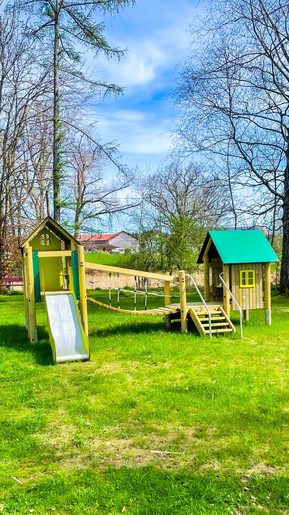 Spielturm-am-Strandbad-Obing