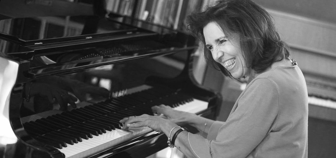 1715592111_susi_weiss_pianistin_05